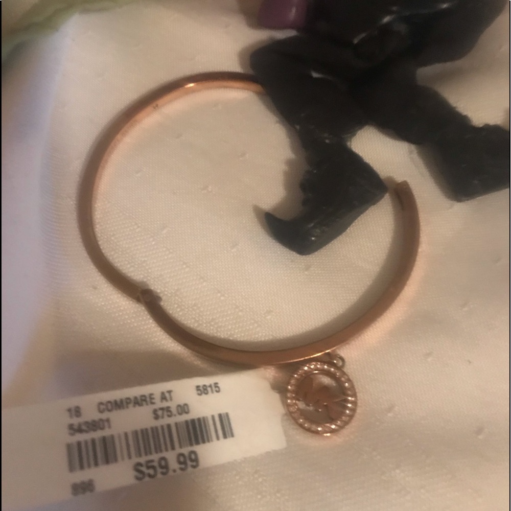 NIB MICHAEL KORS BRACELET WITH DIAMONDS